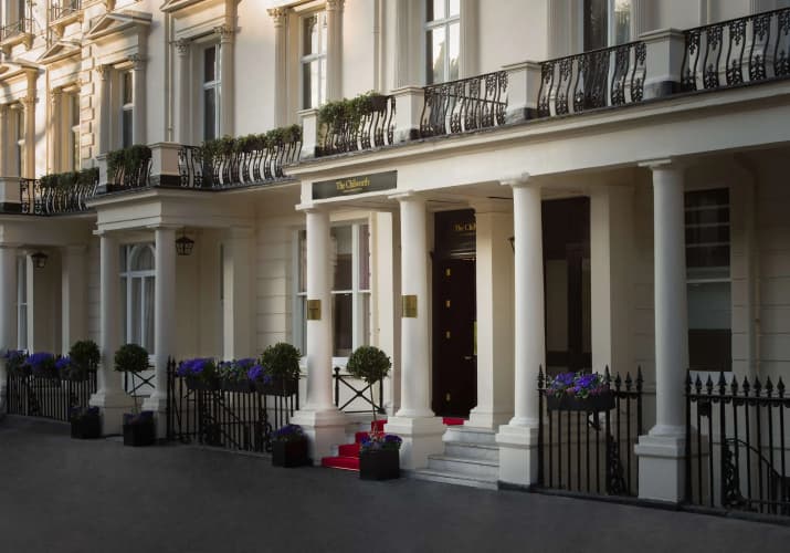 The Chilworth London Paddington [Ex-Shaftesbury Premier] photo 2