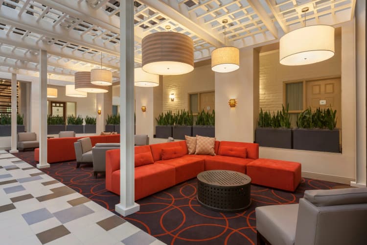 Embassy Suites by Hilton Baton Rouge photo 3