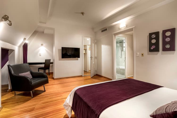 Broadway Hotel and Suites photo 4