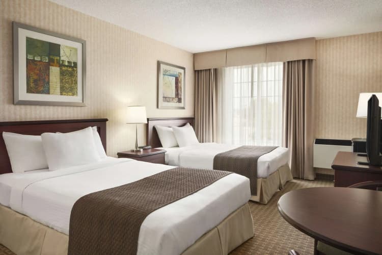 Days Inn by Wyndham Brantford photo 5
