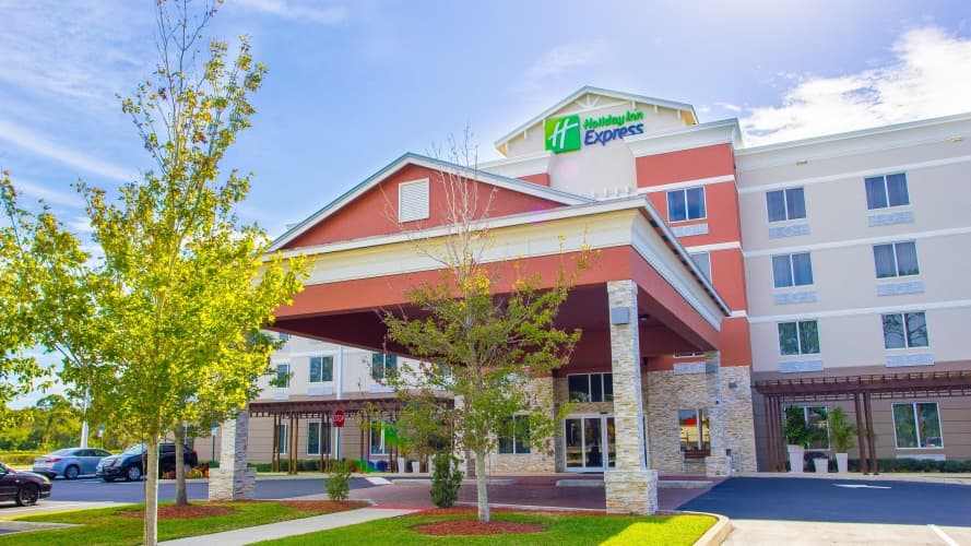 Holiday Inn Express & Suites Palm Bay photo 2
