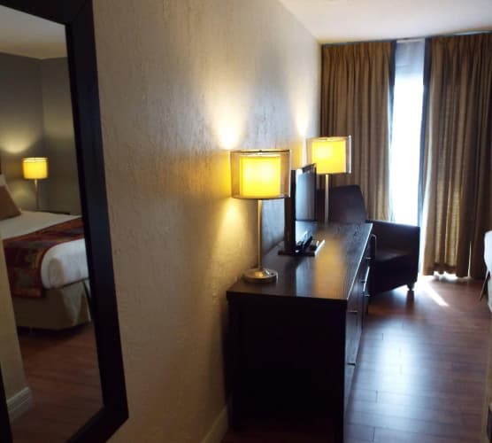 Auberge Shores Inn & Hotel photo 4