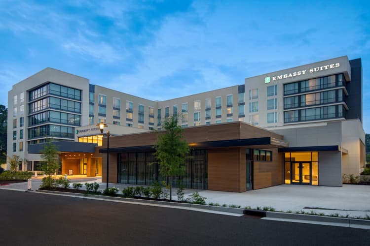 Embassy Suites by Hilton Alpharetta Halcyon photo 2