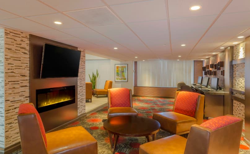 Embassy Suites by Hilton Piscataway Somerset photo 3