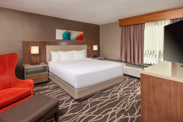 DoubleTree by Hilton Hotel San Bernardino photo 5