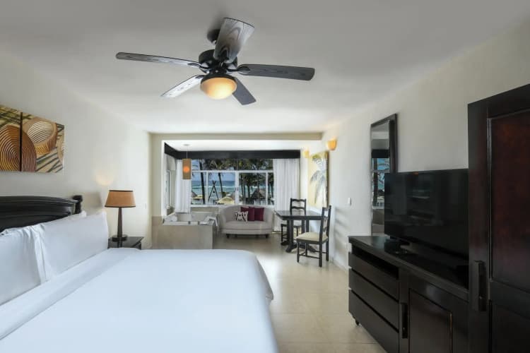 Hidden Beach Resort Au Naturel All Inclusive photo 4