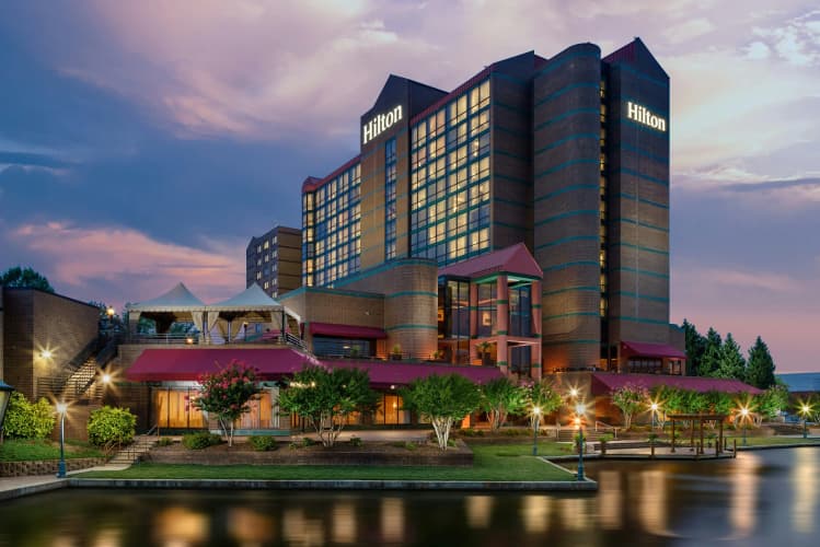 Hilton Charlotte University Place photo 2
