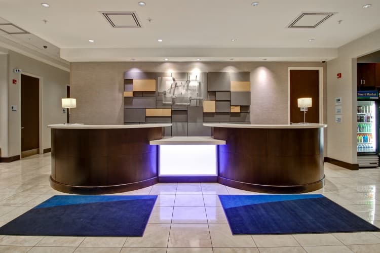 Holiday Inn Express & Suites Toronto - Markham photo 3