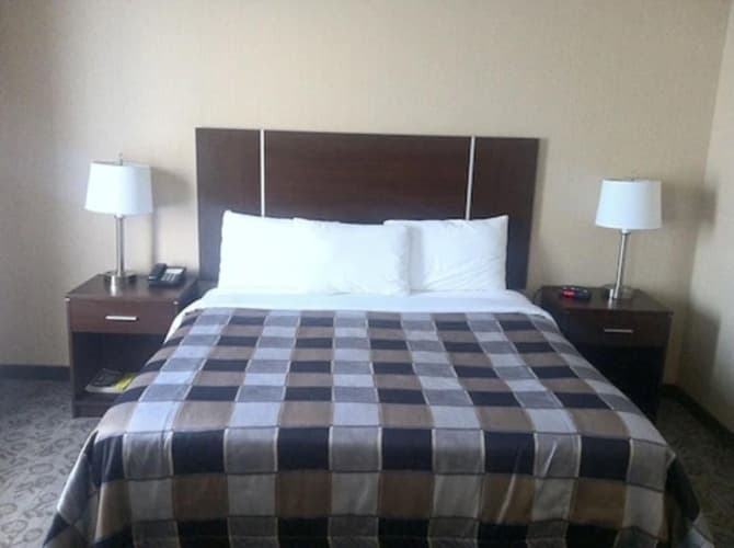 Days Inn by Wyndham Brampton photo 4