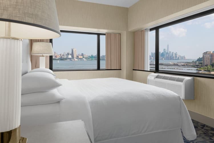 Sheraton Lincoln Harbor photo 4