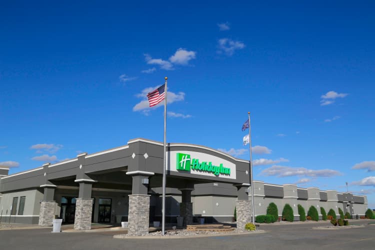Holiday Inn Fargo photo 2