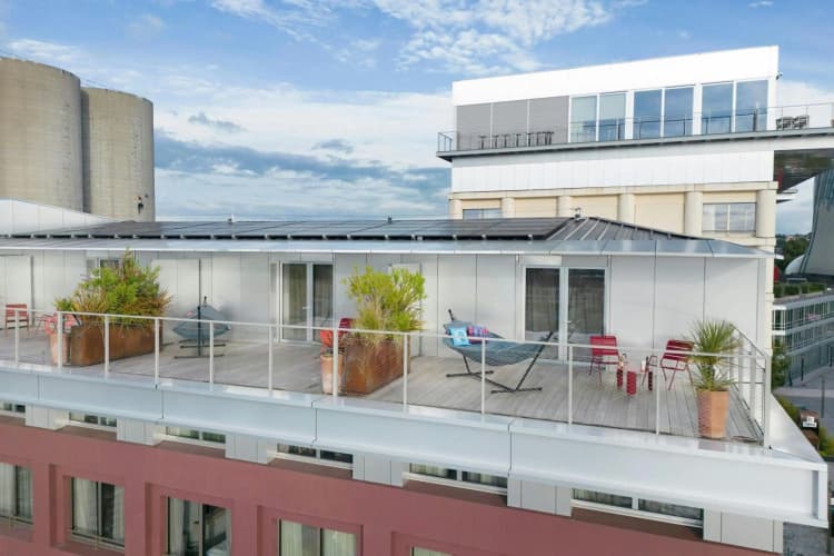 Moxy Bordeaux Hotel photo 2