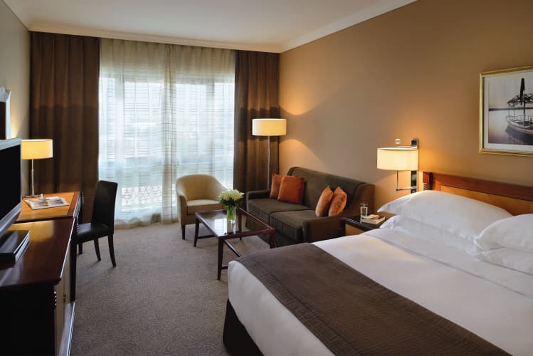 Movenpick Hotel and Apartments Bur Dubai photo 4