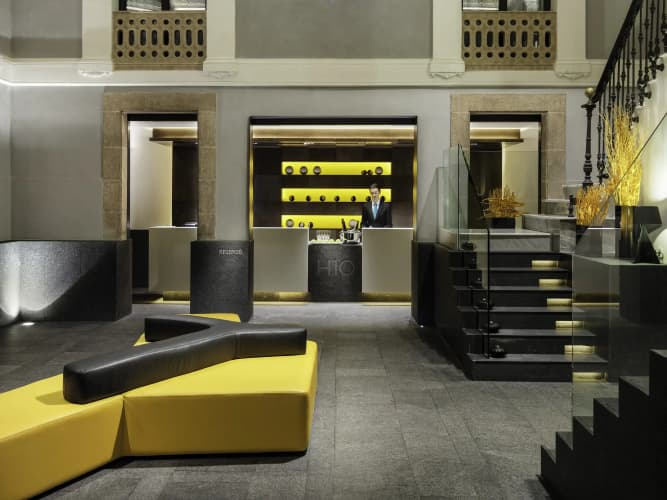 H10 Urquinaona Plaza Hotel - Adults Only photo 3
