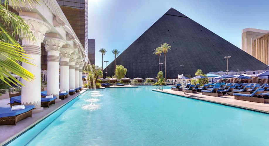 Luxor Hotel & Casino photo 2