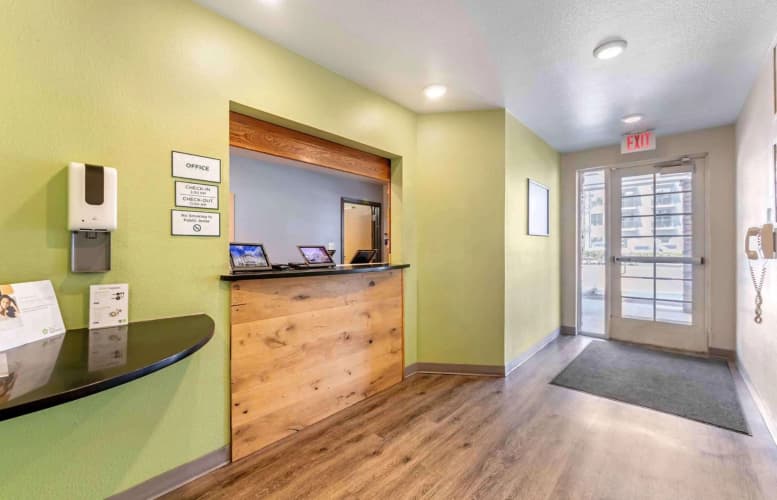 Extended Stay America Select Suites Fort Lauderdale Airport West photo 5