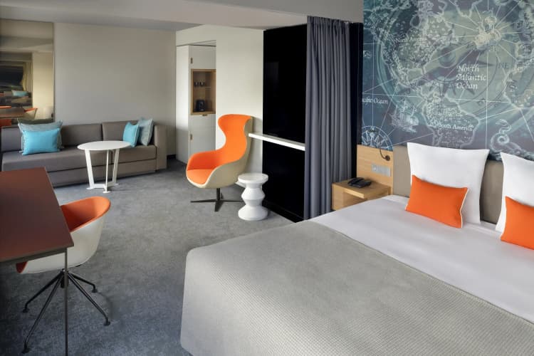 Movenpick Hotel Amsterdam City Centre photo 5