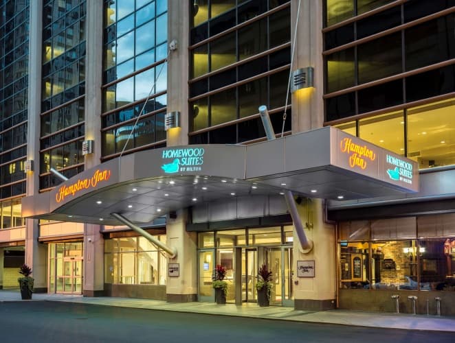 Hampton Inn Chicago Downtown/Magnificent Mile photo 2