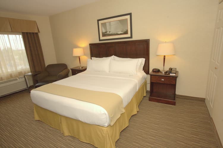 Holiday Inn Express San Diego South - Chula Vista photo 5