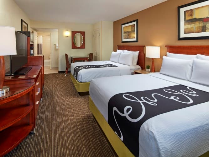 La Quinta Inn And Suites San Diego Seaworld Zoo Area photo 4