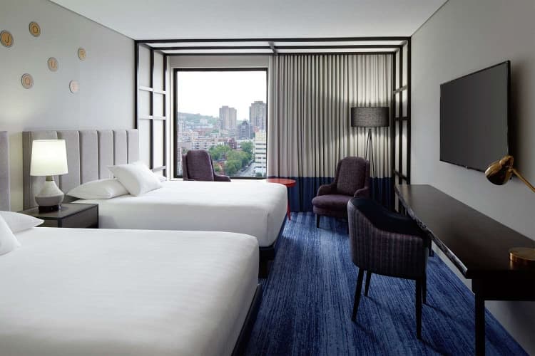 DoubleTree by Hilton Montreal photo 5