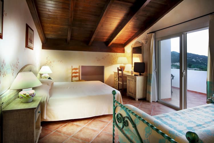 Colonna Beach Hotel Marinella photo 4