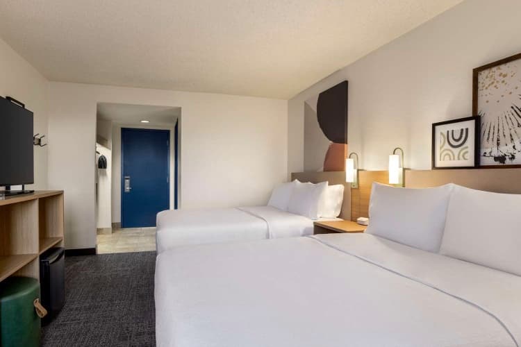 Spark by Hilton Germantown Washington DC North photo 5