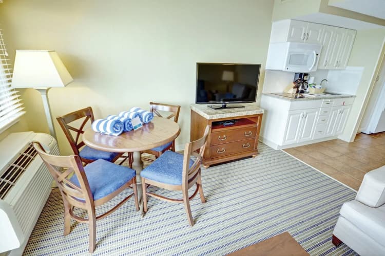 Wyndham Inn on Long Wharf, photo 5