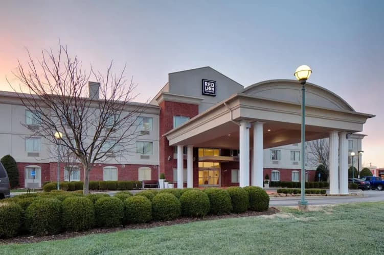 Country Inn & Suites by Radisson, Elizabethtown, KY photo 2