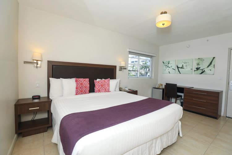 Collins Hotel photo 5