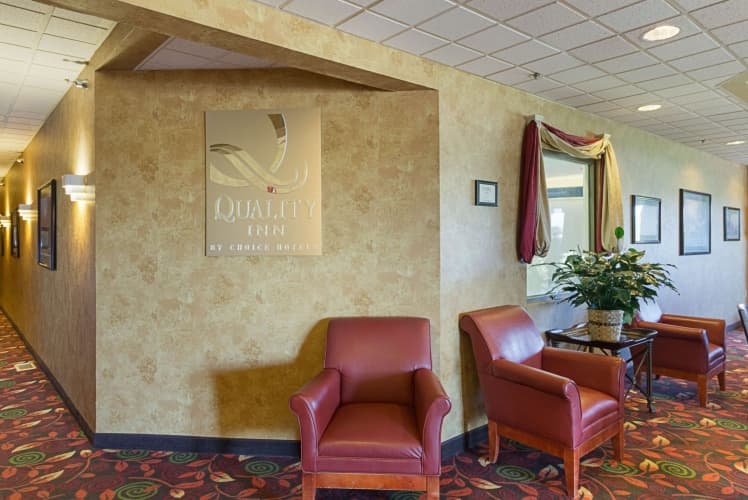 Quality Inn photo 3