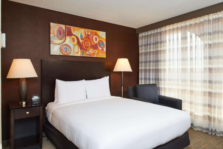 DoubleTree by Hilton Hotel Dallas - Market Center photo 5