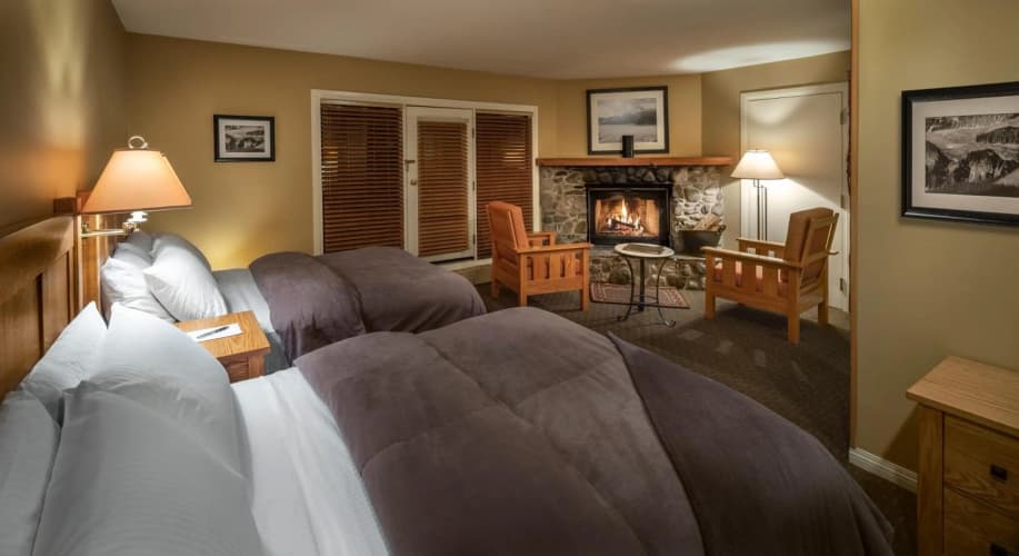 Emerald Lake Lodge photo 3