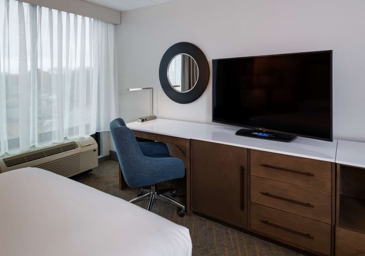 DoubleTree by Hilton Madison East photo 4