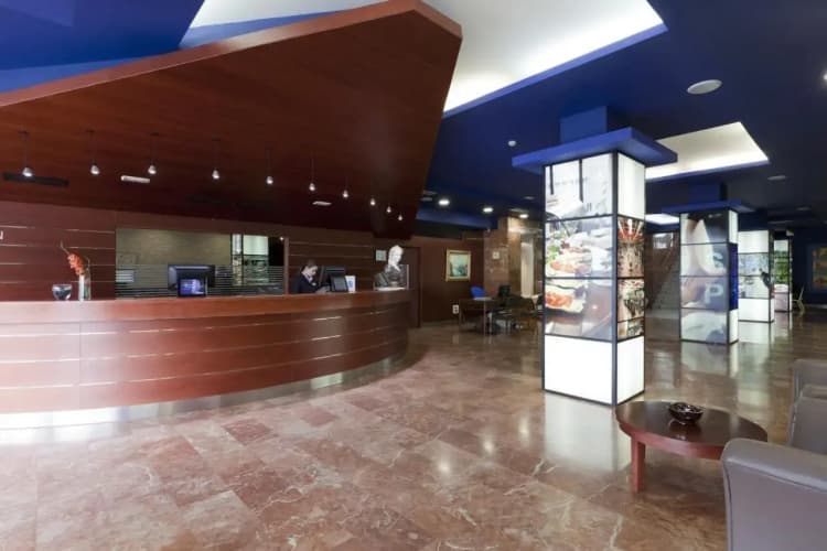 Olympia Hotel Events & Spa photo 3