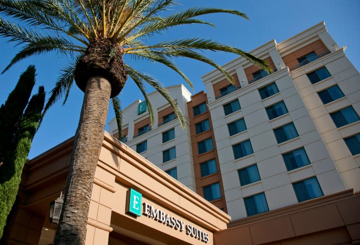 Embassy Suites by Hilton Sacramento Riverfront Promenade photo 2