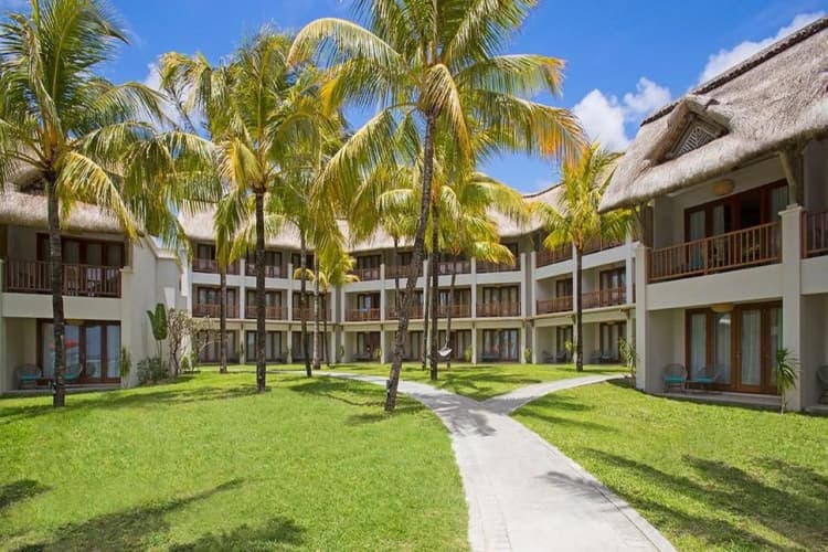 C Mauritius, photo 2