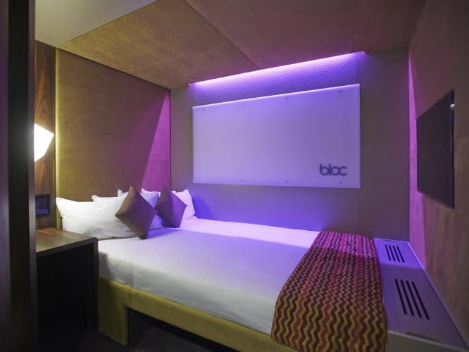Bloc Hotel Gatwick photo 4