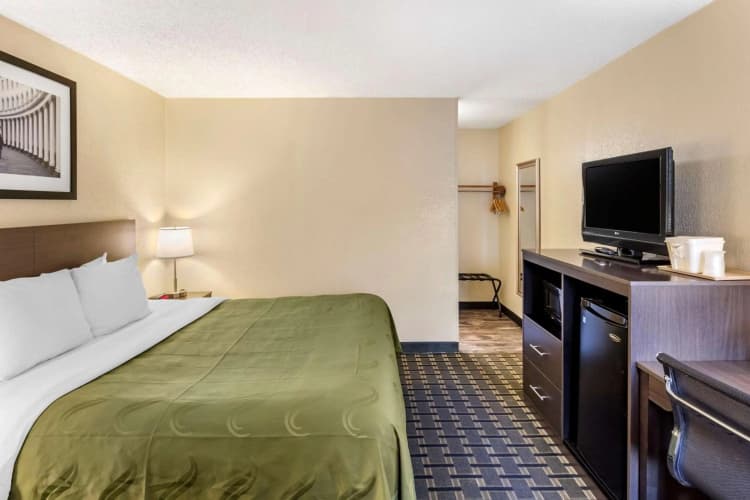 Quality Inn photo 5