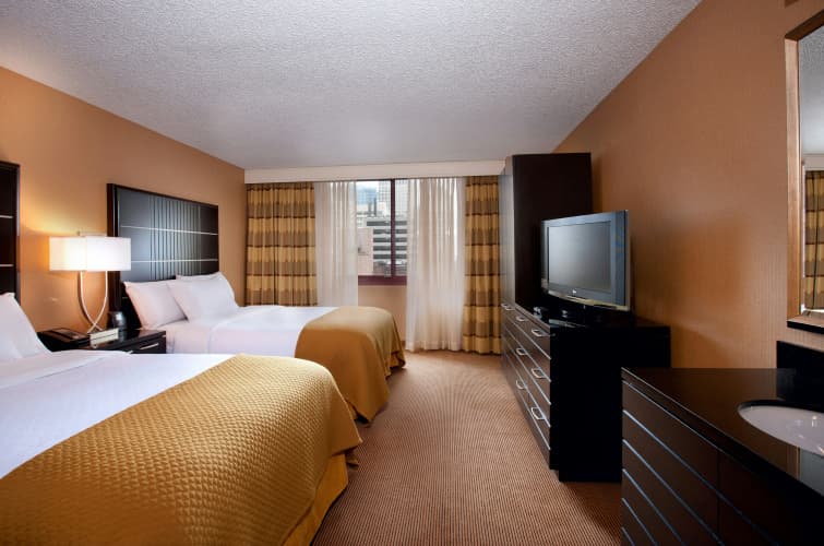 Embassy Suites by Hilton Chicago Downtown River North photo 4