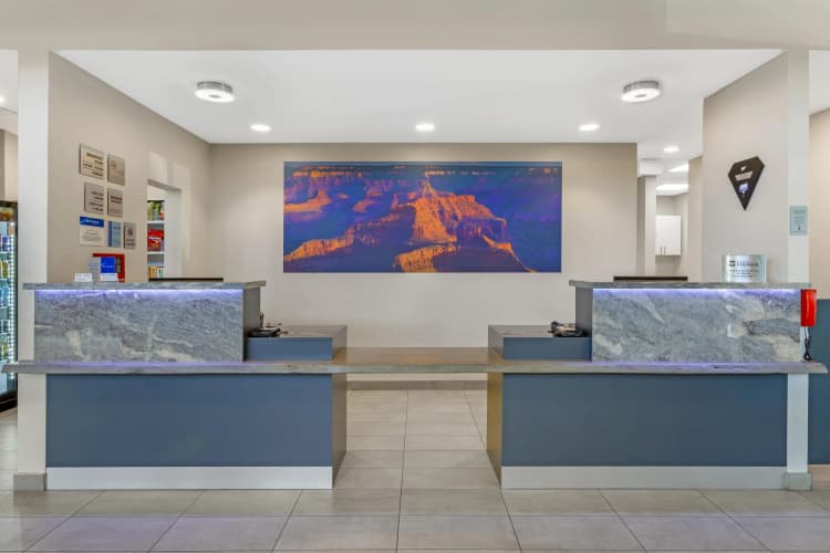 Best Western Plus Executive Residency Phoenix North Happy Va photo 3