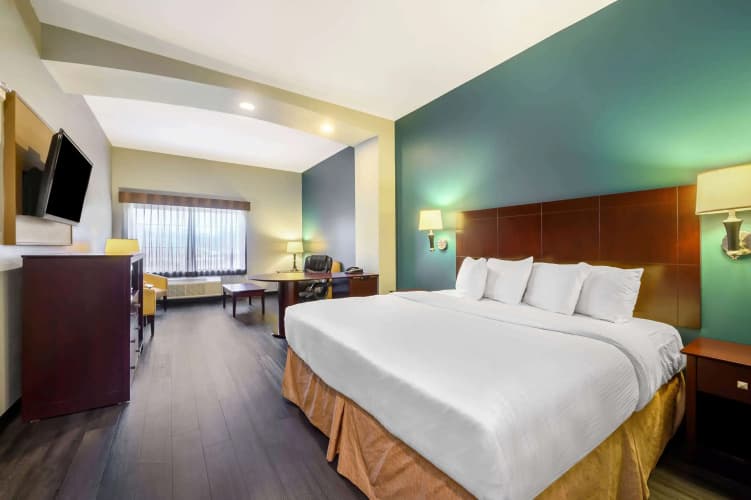 La Quinta Inn & Suites by Wyndham Longview North, photo 5
