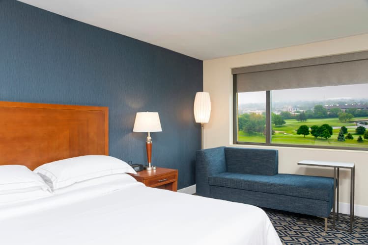 Hilton Chicago/Oak Brook Hills Resort & Conference Center photo 4