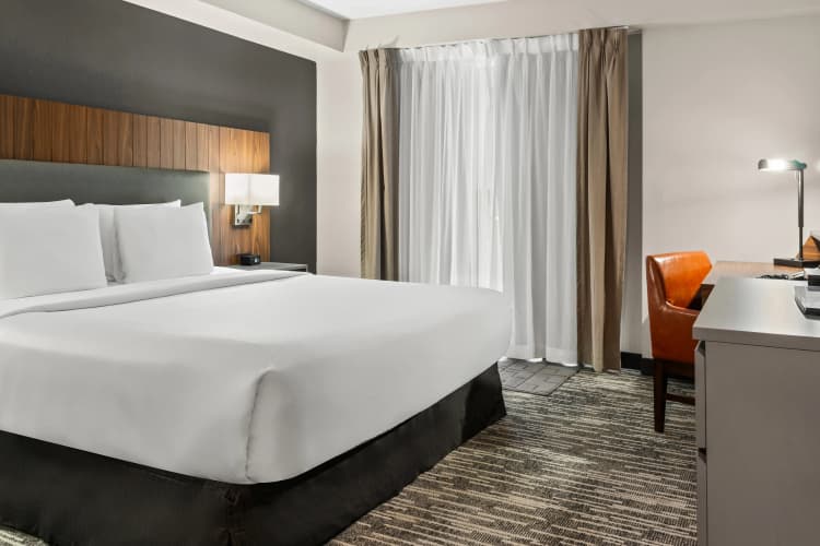Country Inn & Suites by Radisson, Winnipeg, MB photo 4