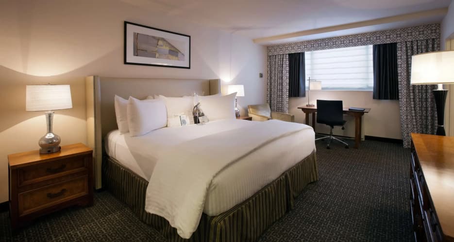 State Plaza Hotel, photo 5