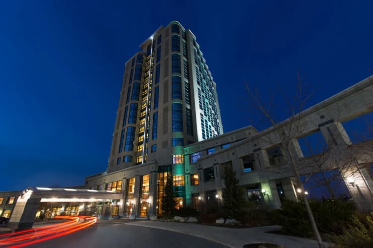 Brookstreet Hotel photo 2