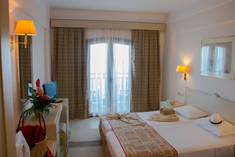 Creta Star Hotel - Adults Only photo 5