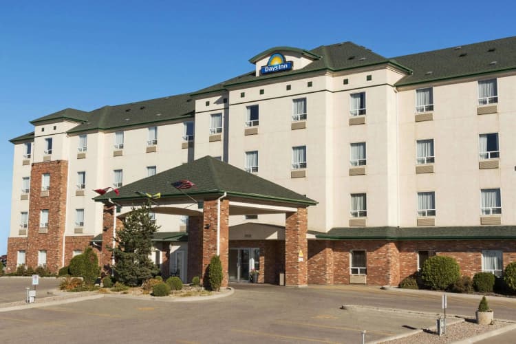 Days Inn by Wyndham Saskatoon photo 2