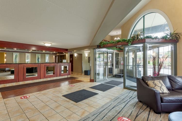 Best Western Plus Orillia Hotel photo 3