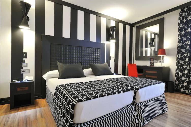 Sallés Hotel Aeroport Girona photo 4